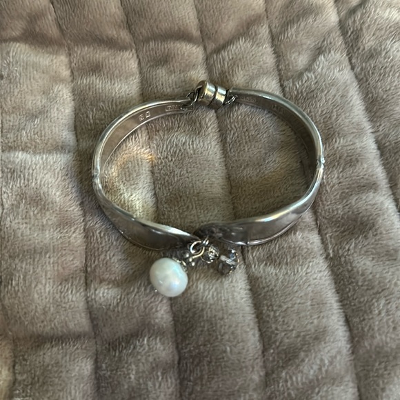 Jewelry - Spoon style bracelet